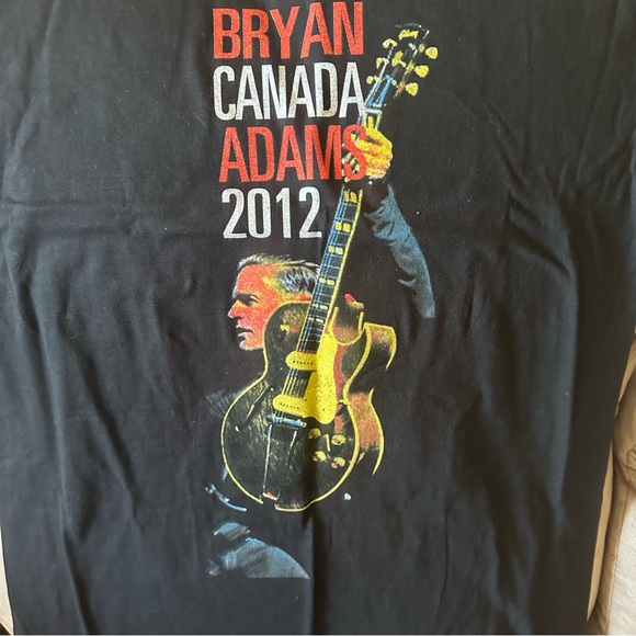 Bryan Adams Canadian Tour 2012 Shirt - Picture 2 of 6
